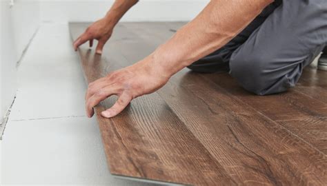 pavimento lvt pro e contro